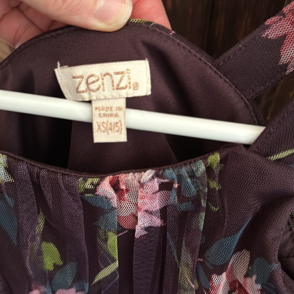Girls Zenzi floral dress size 4/5 - Picture 2 of 3